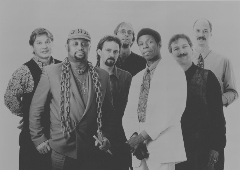 Walter "Wolfman" Washington and the Roadmasters... 05/29/98